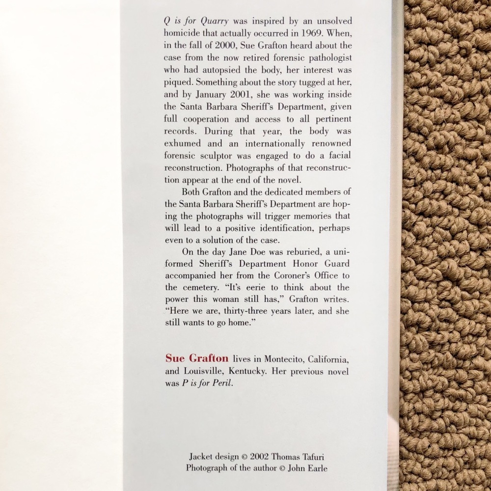 Q is for Quarry - Sue Grafton - Picture 4 of 5